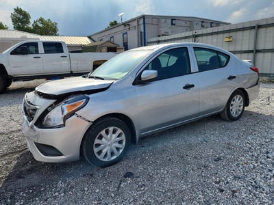 2016 Nissan Versa