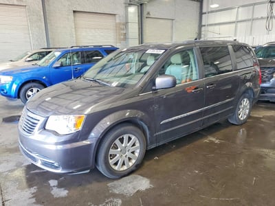 2016 Chrysler Town & Country