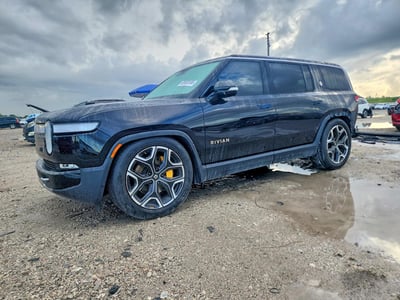 2023 Rivian R1S