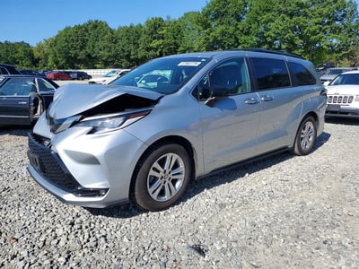 2021 Toyota Sienna Hybrid