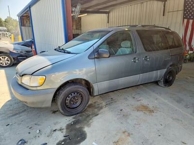 1999 Toyota Sienna