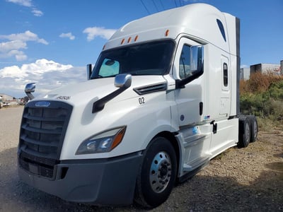 2019 Freightliner Cascadia 123