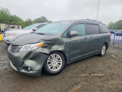2013 Toyota Sienna