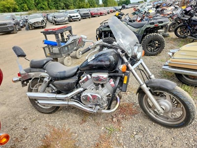 1999 Honda Vf750