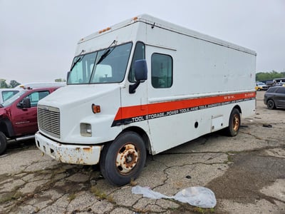 2001 Freightliner Mt55 Chassis