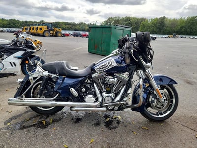 2012 Harley-Davidson FLHX