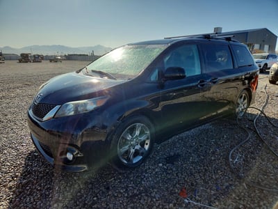 2012 Toyota Sienna