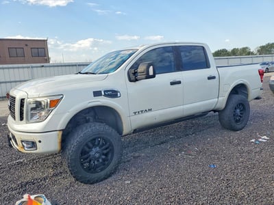 2017 Nissan Titan