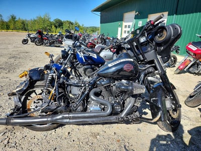 2022 Harley-Davidson FLHX