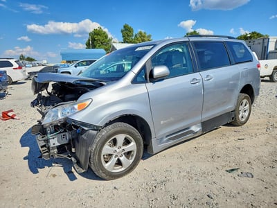 2014 Toyota Sienna