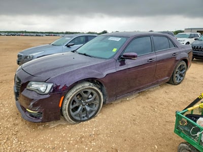 2021 Chrysler 300