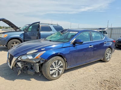 2020 Nissan Altima