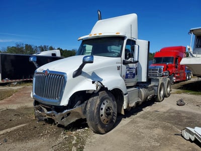 2021 International LT625