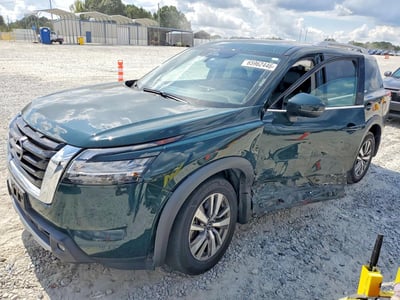 2022 Nissan Pathfinder