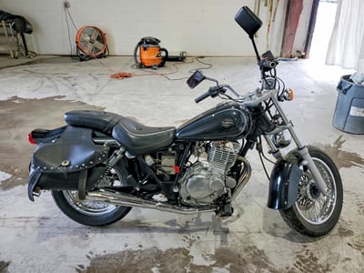 2002 Suzuki Gz250