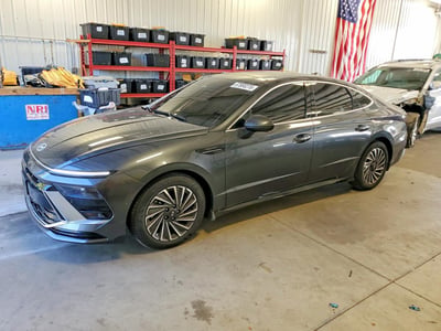 2025 Hyundai Sonata Hybrid