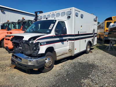 2017 Ford E-350