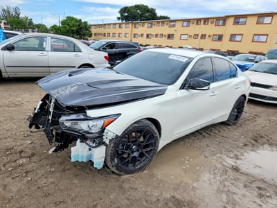 2015 Infiniti Q50
