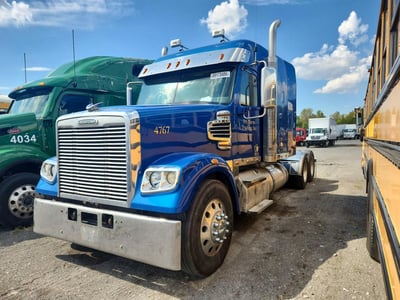2020 Freightliner 122sd