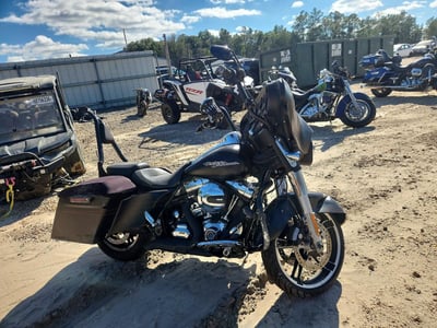 2015 Harley-Davidson Street Glide Special