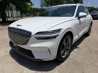 2025 Genesis GV70