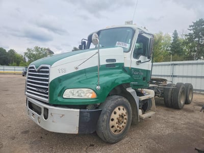 2013 Mack CXU613