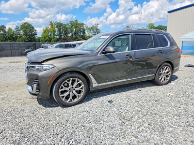 2021 BMW X7