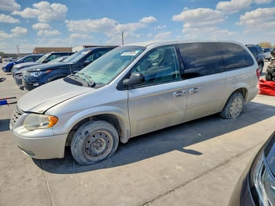 2005 Chrysler Town & Country