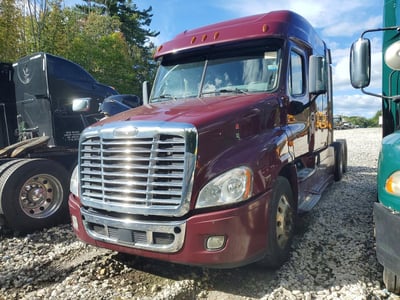 2018 Freightliner Cascadia 125