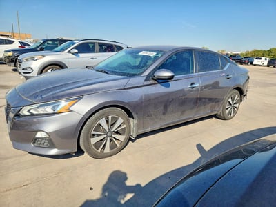 2022 Nissan Altima