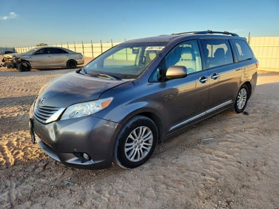 2015 Toyota Sienna