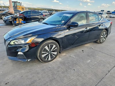 2022 Nissan Altima