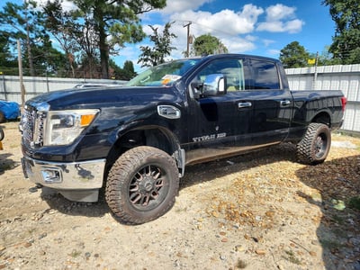 2017 Nissan Titan