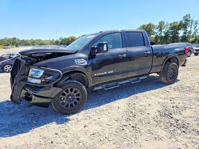 2017 Nissan Titan