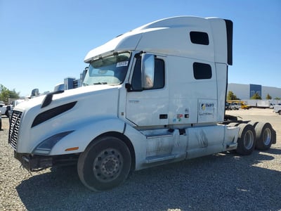 2022 Volvo VNL
