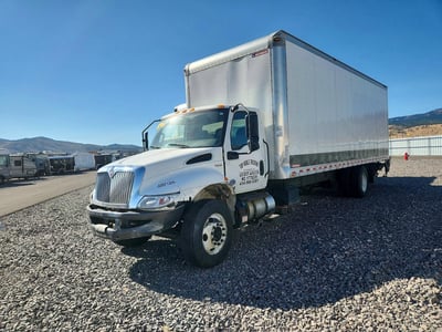 2019 International MV607 BOX Truck AIR Ride