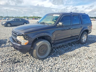 2000 Ford Explorer