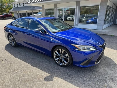 2019 Lexus ES