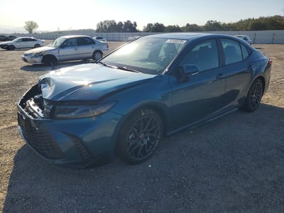 2025 Toyota Camry Hybrid