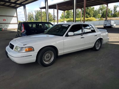 2002 Ford Crown Victoria