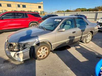 2000 Toyota Camry