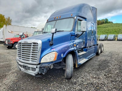 2015 Freightliner Cascadia 125