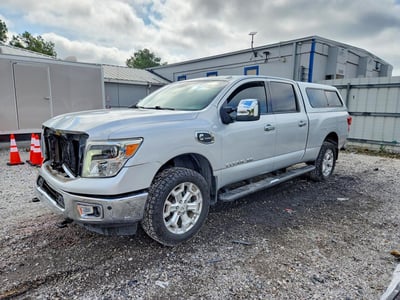 2017 Nissan Titan