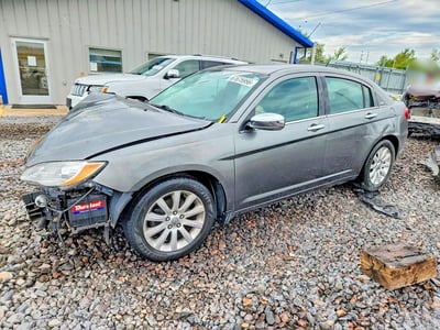 2013 Chrysler 200