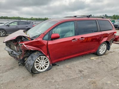 2012 Toyota Sienna