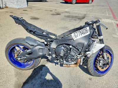 2020 Yamaha Yzfr1