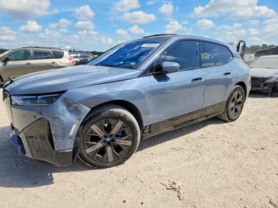 2024 BMW IX