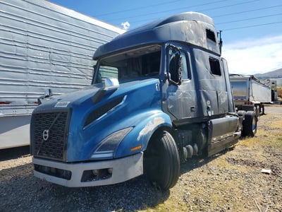 2023 Volvo Trucks VNL