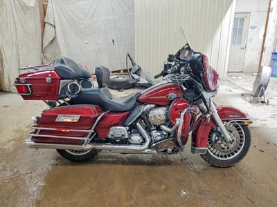2010 Harley-Davidson FLHTCUI