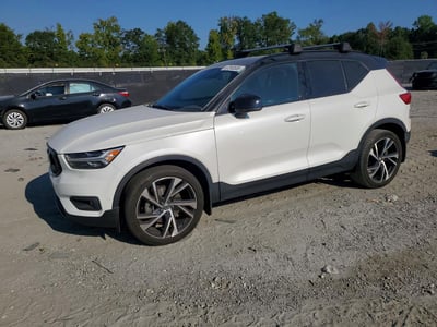 2021 Volvo XC40